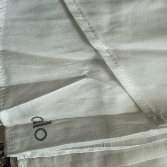 ALO Yoga White Mini Skirt - Picture 3 of 7